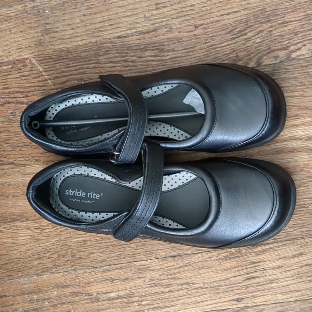 Stride rite Molly shoes Mary Jane style NARROW